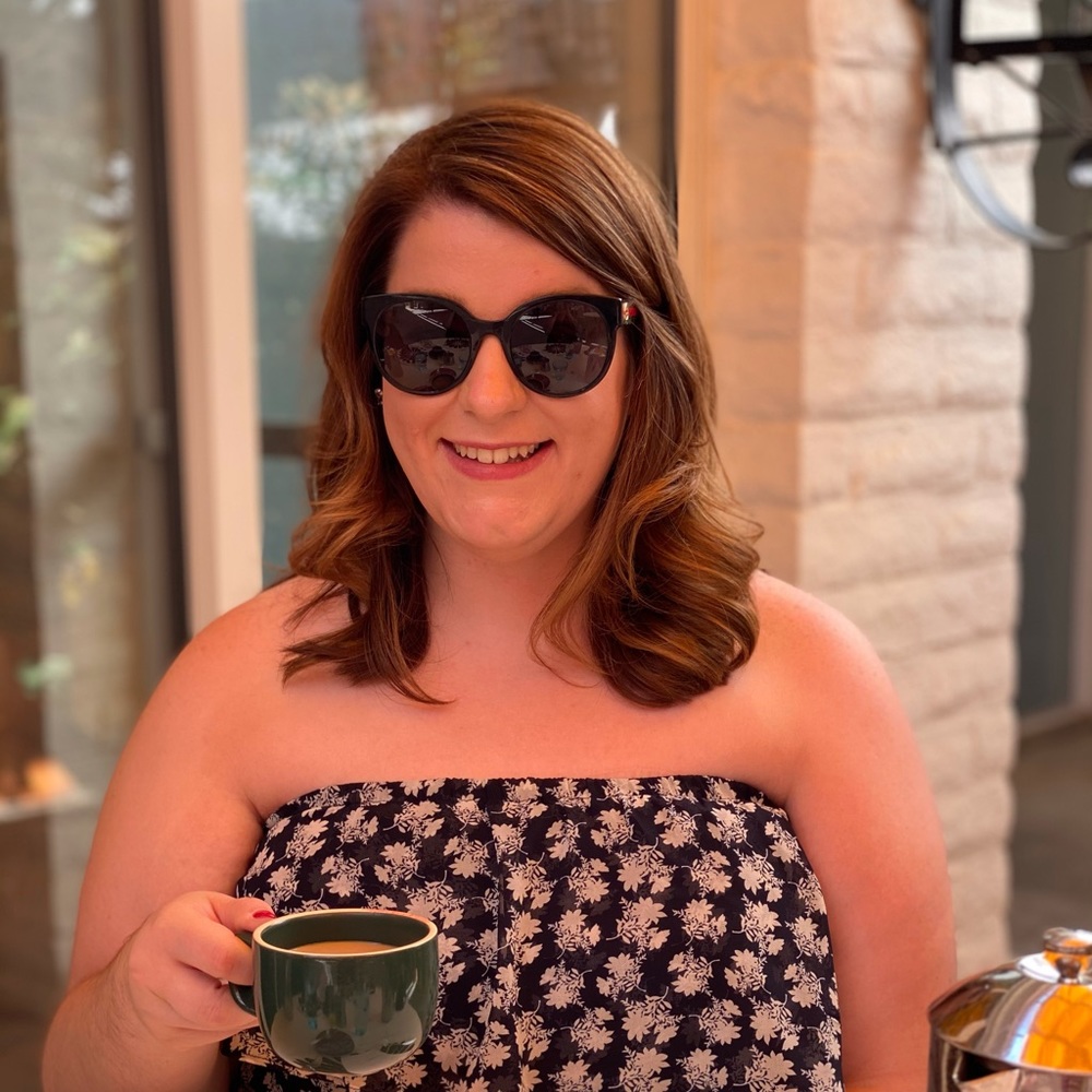 Meet your Posher, Lauren